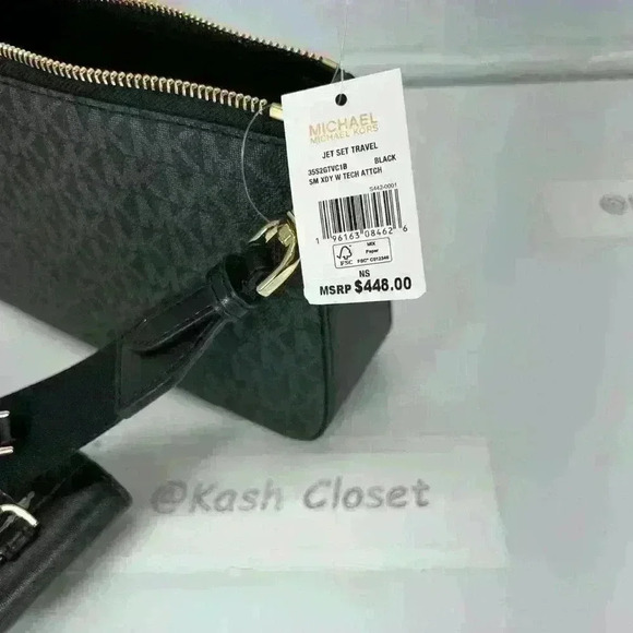 Michael Kors crossbody tech attach adjustable strap Coin Purse Airpod case Black - Picture 8 of 9